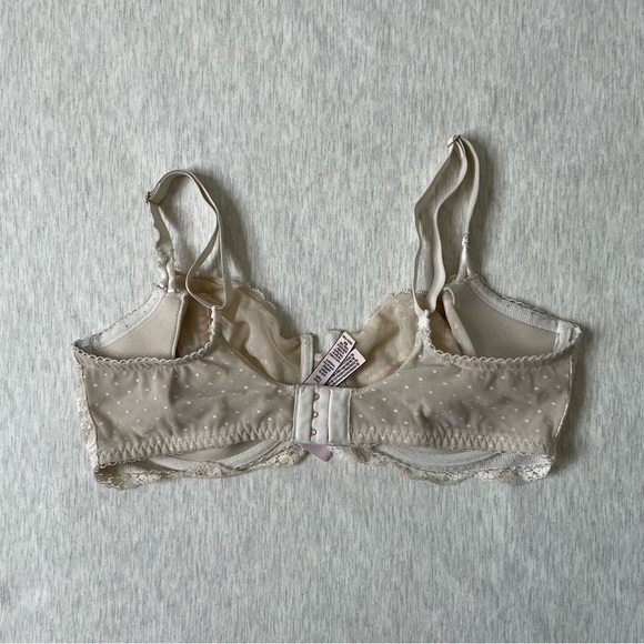 Victoria's Secret Dream Angels Cream Lace Push Up Bra Without Padding Size 38DD - Picture 2 of 8